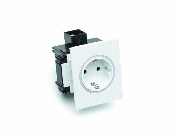 OBO Bettermann 6121002 BRK 2STD cws SIGNA IN 1-way cream white socket