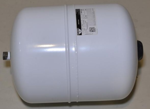 Remko 260818 expansion vessel MAG-25