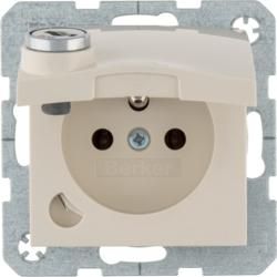Berker 6768118982 S.1 white glossy socket