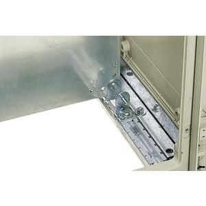Schneider Electric NSYEDPLA 4 bracket for supporting the mounting plate set