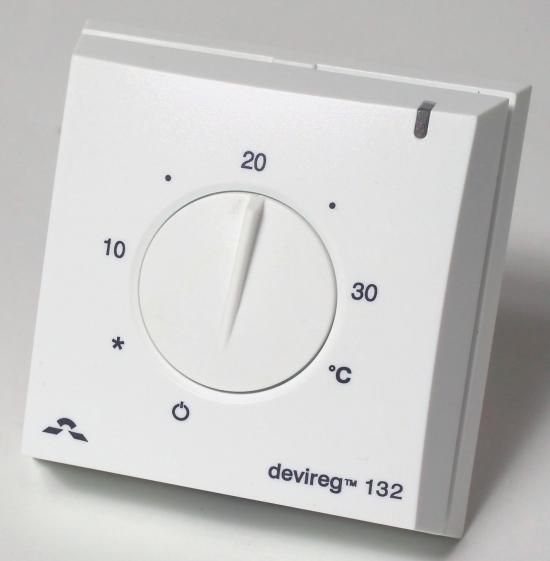 Devi 140F1011 DEVI Devireg 132 Controller for heating DEVI