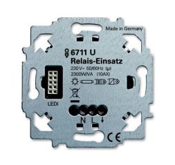 Busch-Jaeger 6711 U universal relay insert ZigBee Light Link, for switching electrical loads wirelessly.