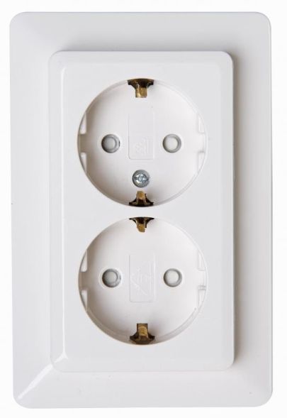 Kopp 927713009 with BS 2-way HK02 arctic white SCHUKO socket