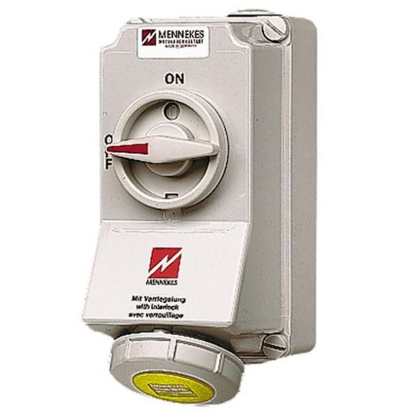 Mennekes 7011A DUO 16A 3-pole 4h 110V IP67 wall socket