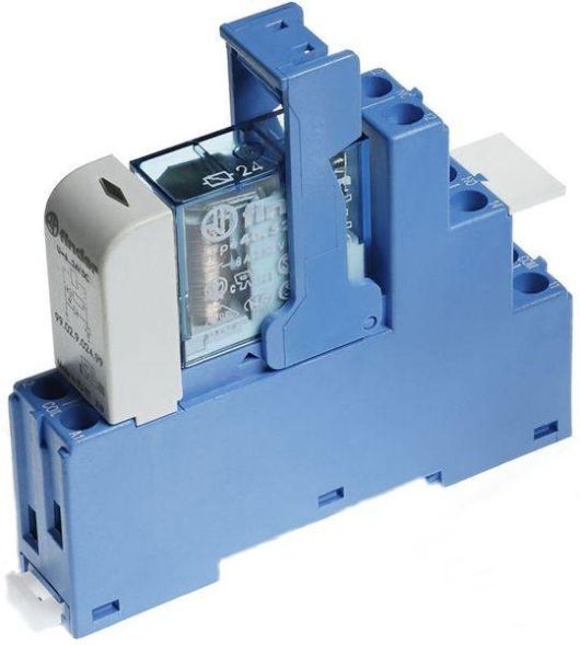 Finder 48.52.9.125.0050 2 changeover contacts 8A coil 125V coupling relay