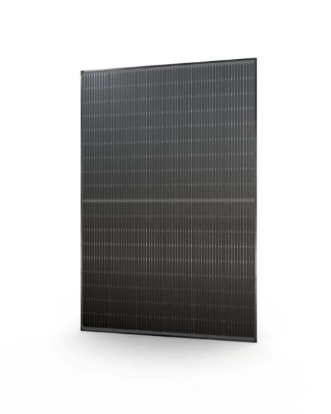 Soluxtec DMMXSC400BB DMMXSC400 Full Black 1722x1133x35mm photovoltaic module - Made in Germany