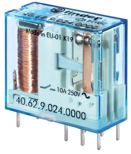 Finder 40.62.9.024.4000 2 changeover contacts for 10A coil 24V DC plug-in/print relay