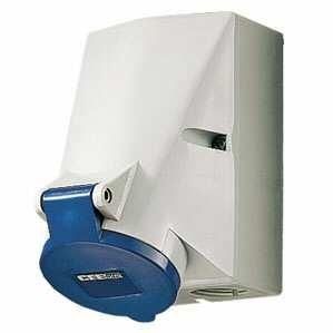 Mennekes 735 wall socket 32A 7-pin 9h 230V IP44